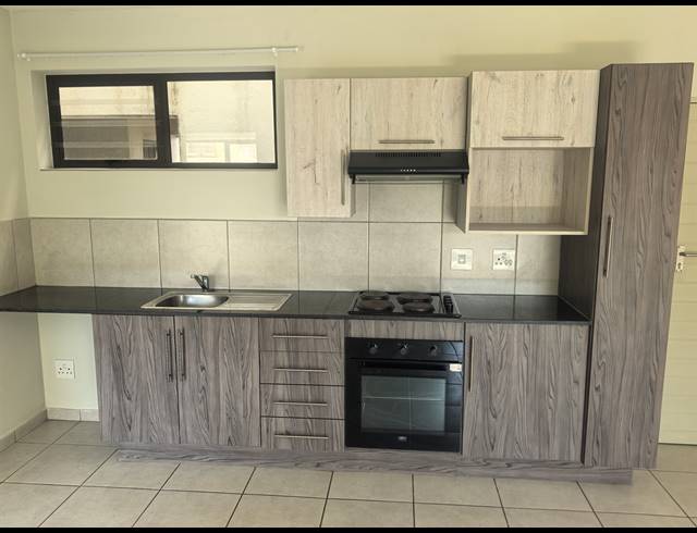 1 BEDROOM APARTMENT RENTED IN NORTON PARK